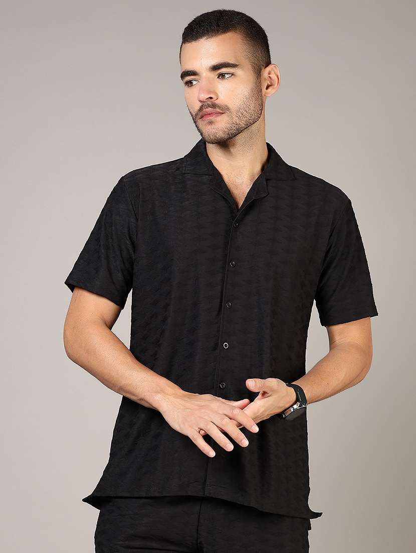 men textured cuban colared casual shirt - 21864296 -  Standard Image - 1