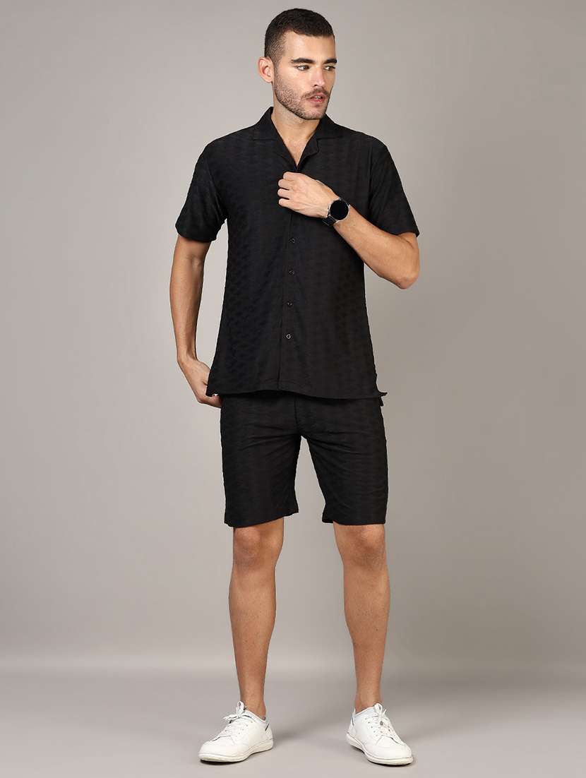 men textured cuban colared casual shirt - 21864296 -  Standard Image - 6