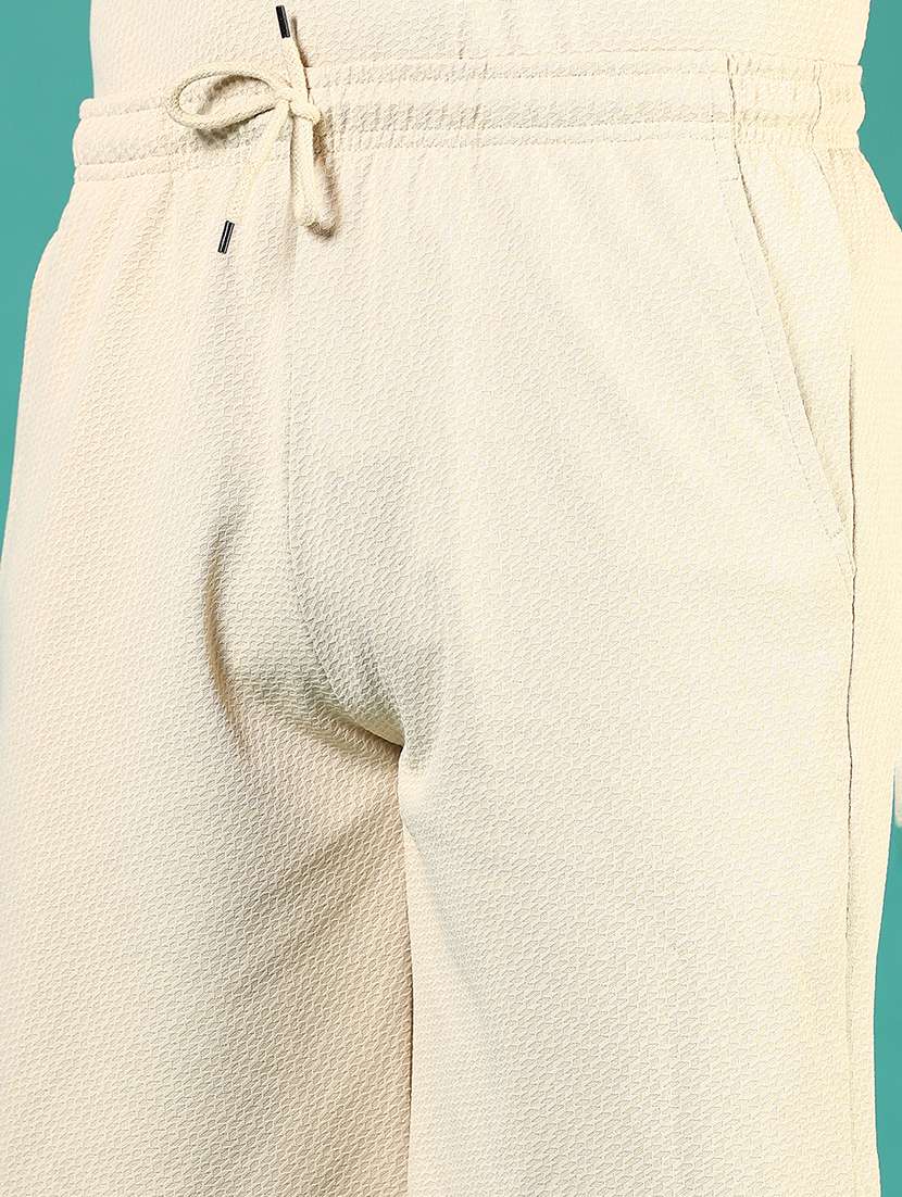 women textured mid irse regular fit short - 21864302 -  Standard Image - 4