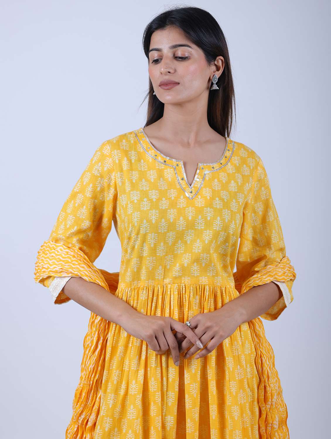 women three quarter sleeve kurta pant with dupatta set - 21865755 -  Standard Image - 4