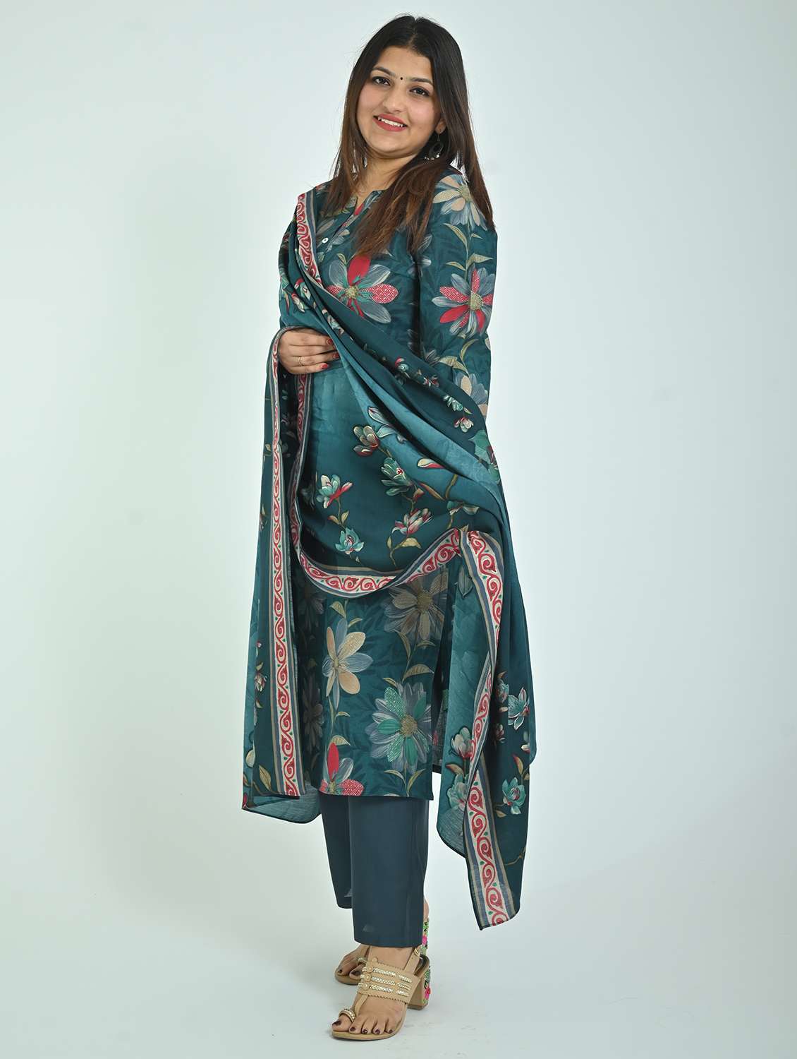 women three quarter sleeve kurta pant with dupatta set - 21865787 -  Standard Image - 1