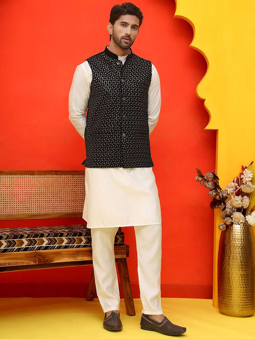 men mandarin neck kurta pyjama with jacket ethnic wear set - 21866021 -  Standard Image - 1