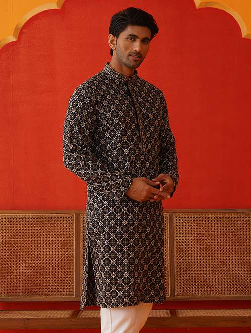 men embroidered mandarin neck long kurta 