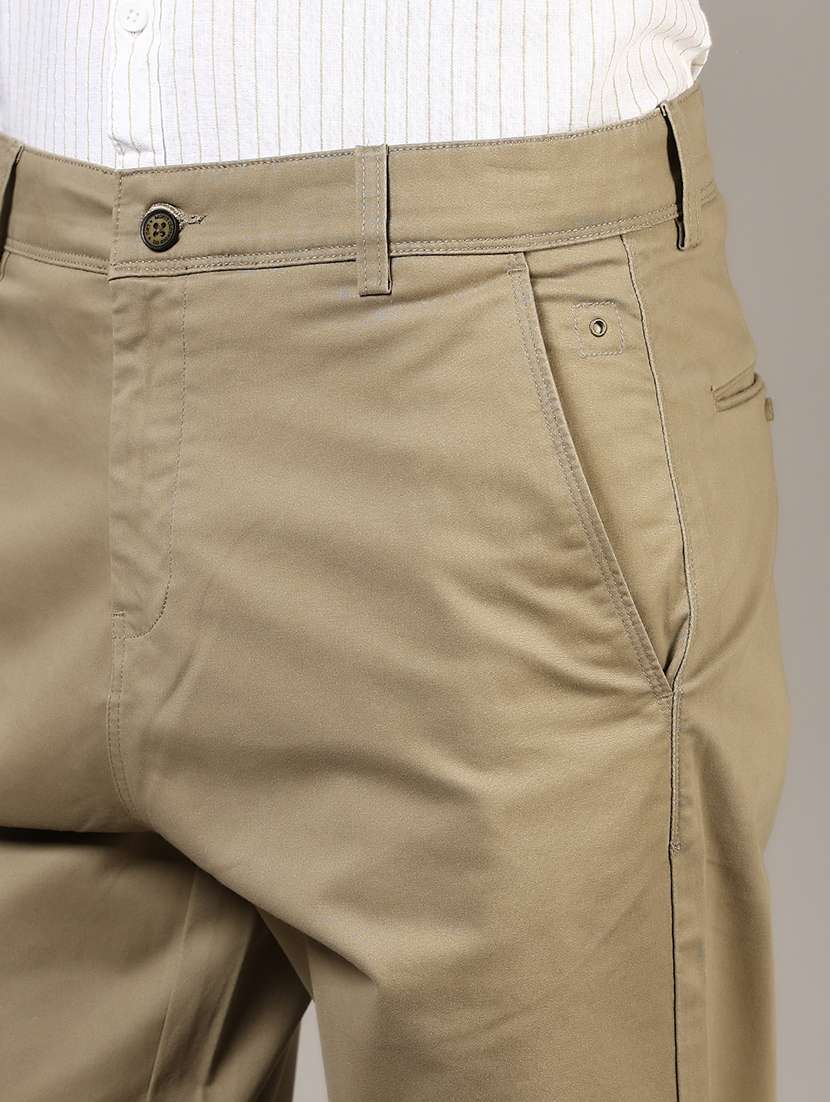 men solid md rise flat front casual chinos  - 21872426 -  Standard Image - 4