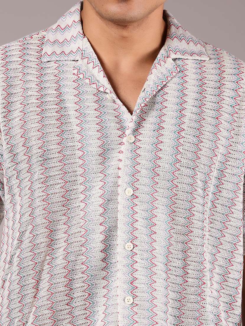 men textured cuban collar casual shirt - 21872786 - Standard Image - 4