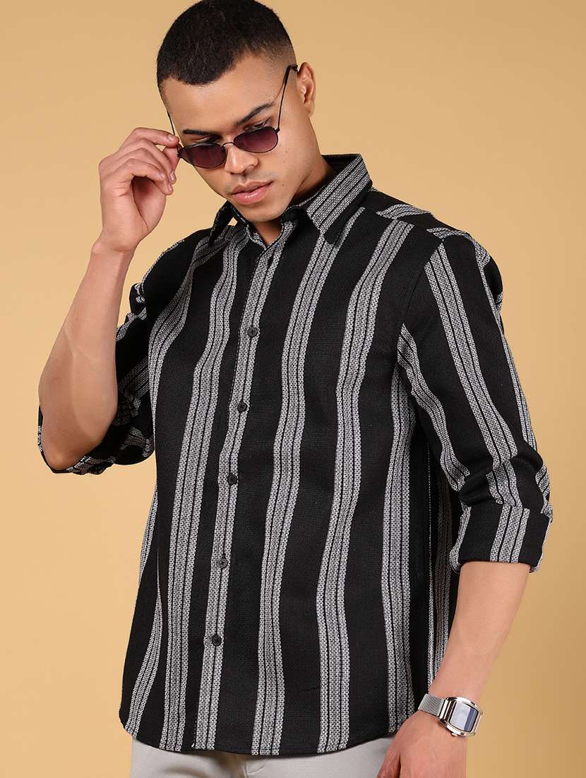 men pristripednted collared long sleeve shirt