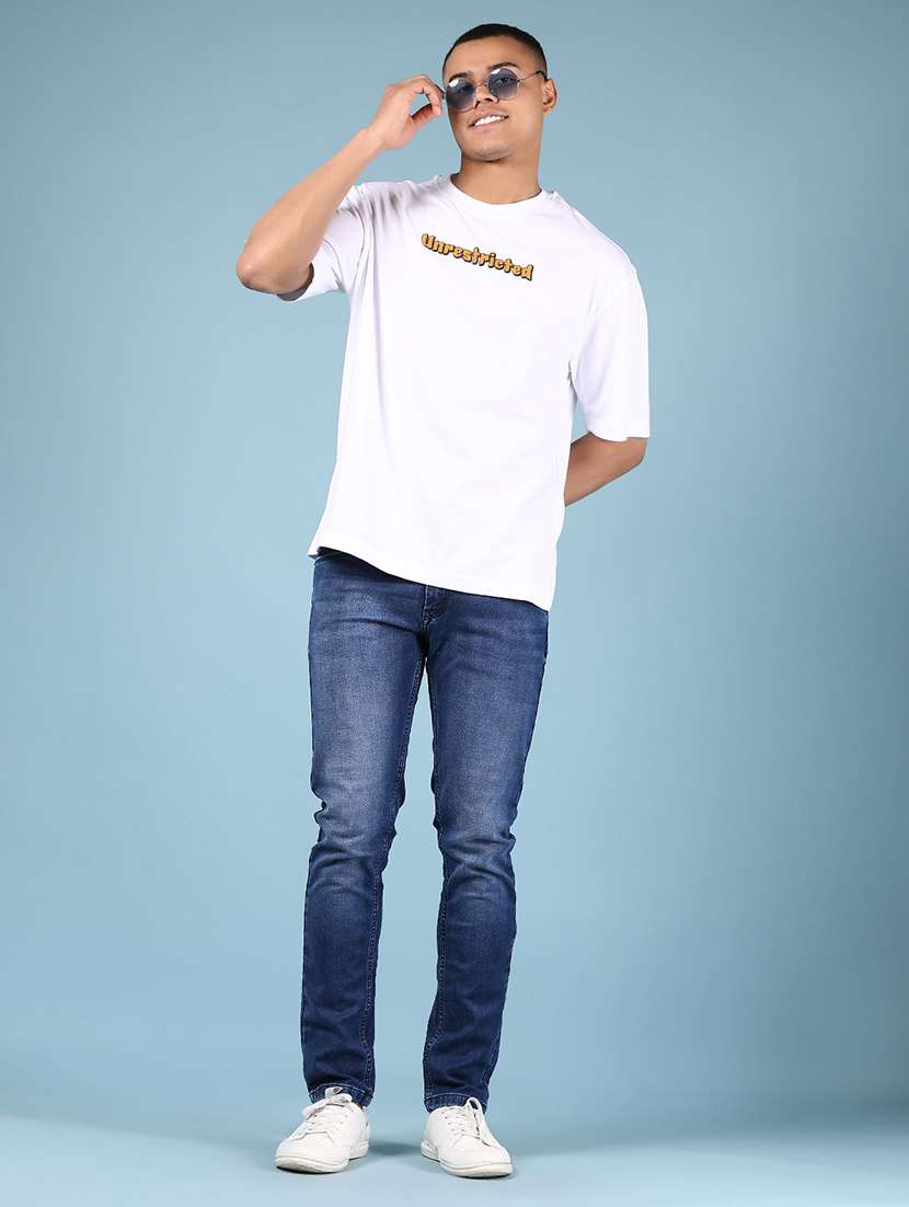 white cotton back print tshirt - 21873146 -  Standard Image - 4