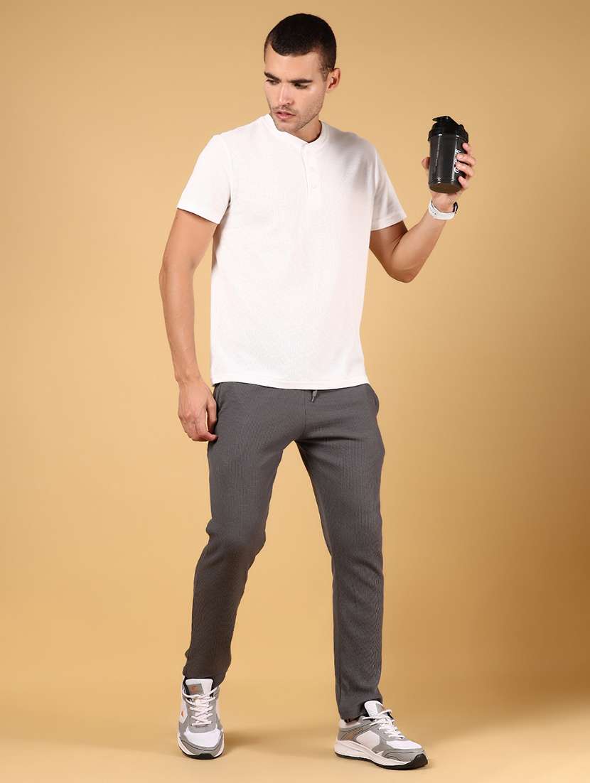 men solid short sleeve regular fit t-shirt - 21873154 - Standard Image - 4