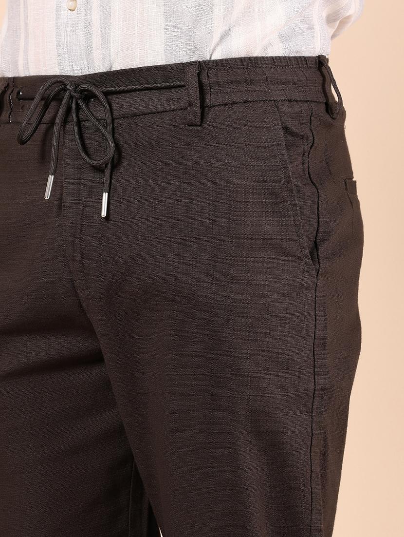 men solid mid rise straight fit chinos - 21873671 - Standard Image - 4