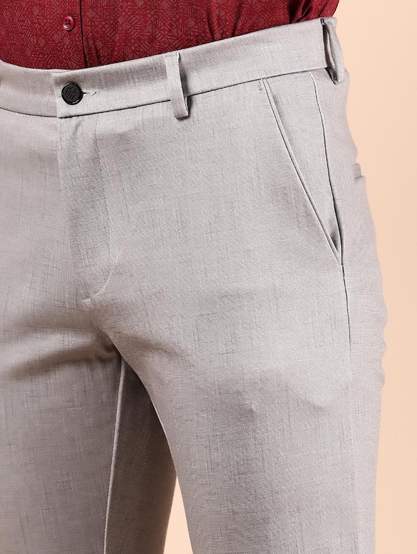 men solid md rise casual chinos - 21873805 - Standard Image - 4