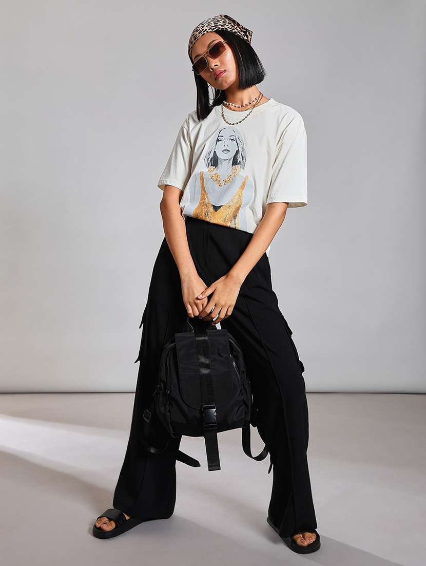 women printed short sleeve oversized t-shirt - 21873860 -  Standard Image - 4