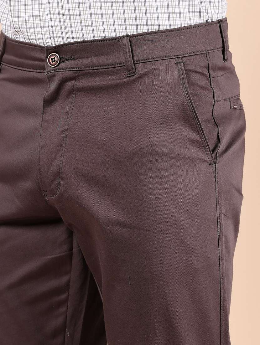 men solid md rise casual chinos  - 21873875 -  Standard Image - 4