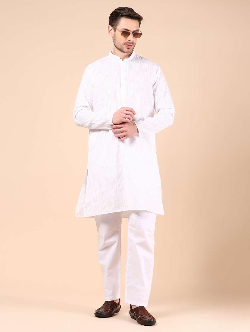 men solid long sleeve kurta and pyjama set