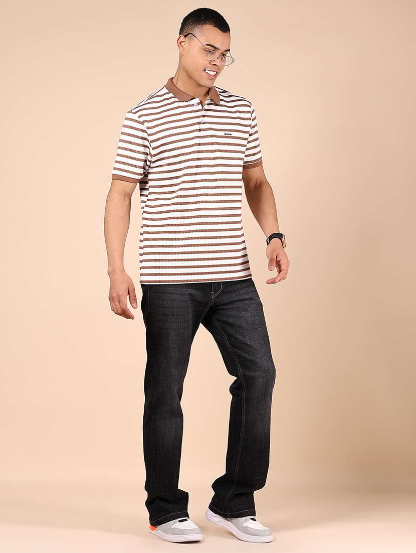 brown cotton all over print tshirt - 21874160 - Standard Image - 4