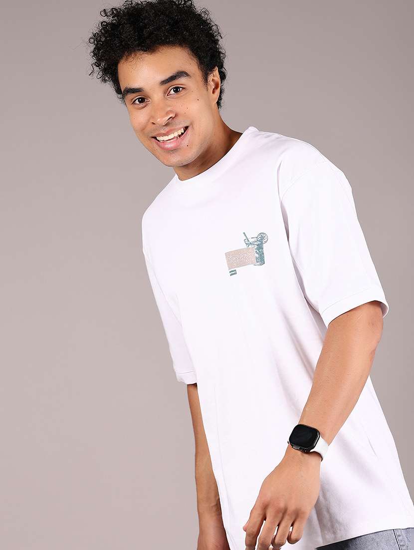 men white solid short sleeve oversized t-shirt