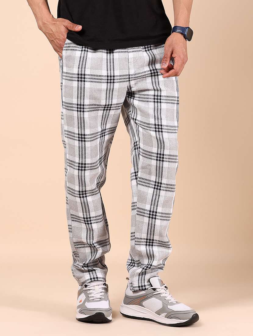 men grey checkered mid rise full length track pant