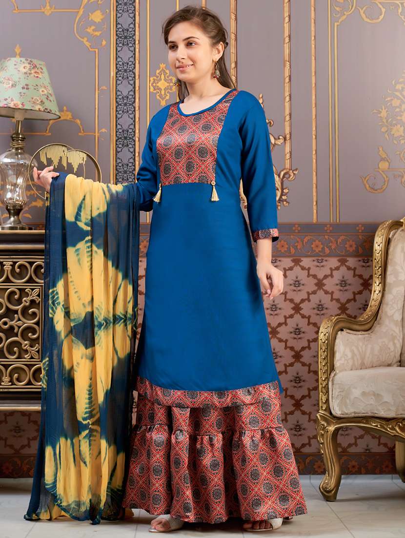 girls three quarter sleeve kurta sharara with dupatta set