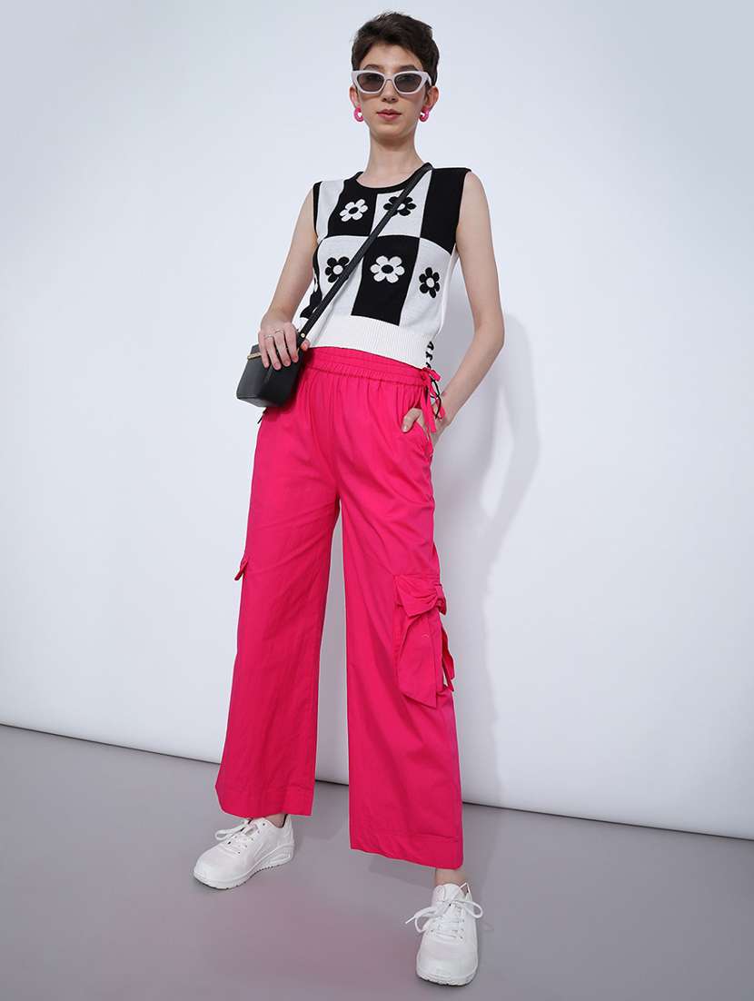 women solid mid rise cargo - 21880764 -  Standard Image - 4