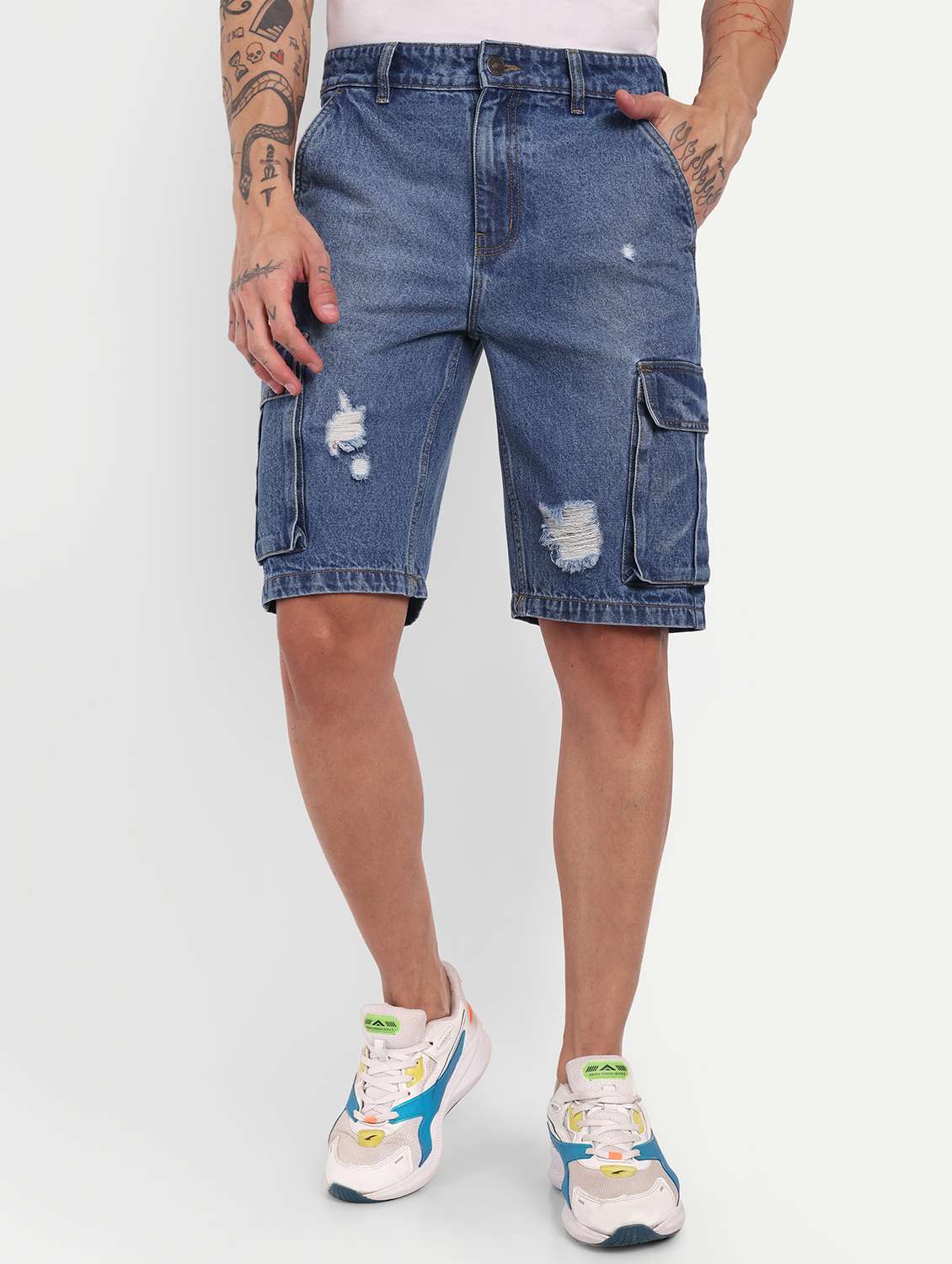 men distressed mid rise shorts