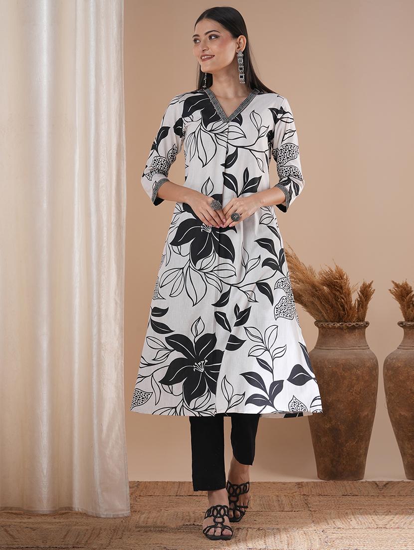 women three quarter sleeve a-line kurta - 21881147 -  Zoom Image - 0