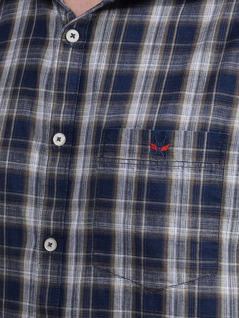 men checkered short sleeve slim fit casual shirt - 21881322 -  Standard Image - 4