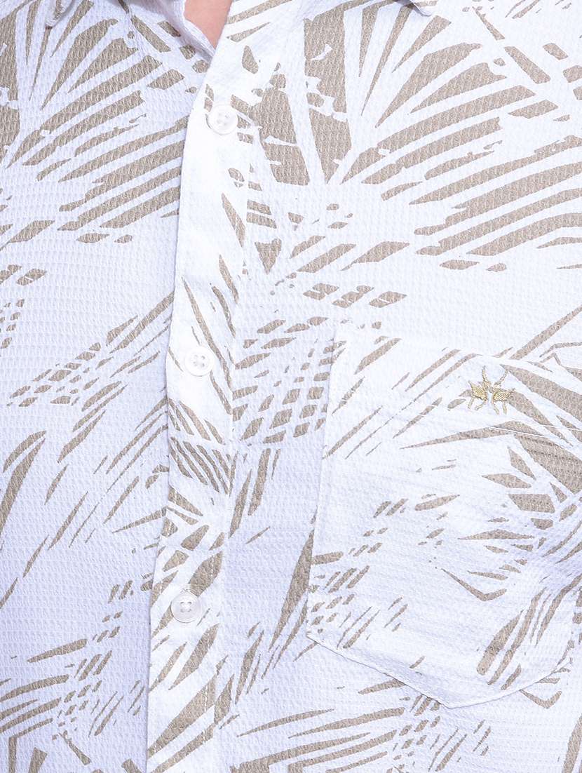 men printed short sleeve slim fit casual shirt - 21881364 -  Standard Image - 4