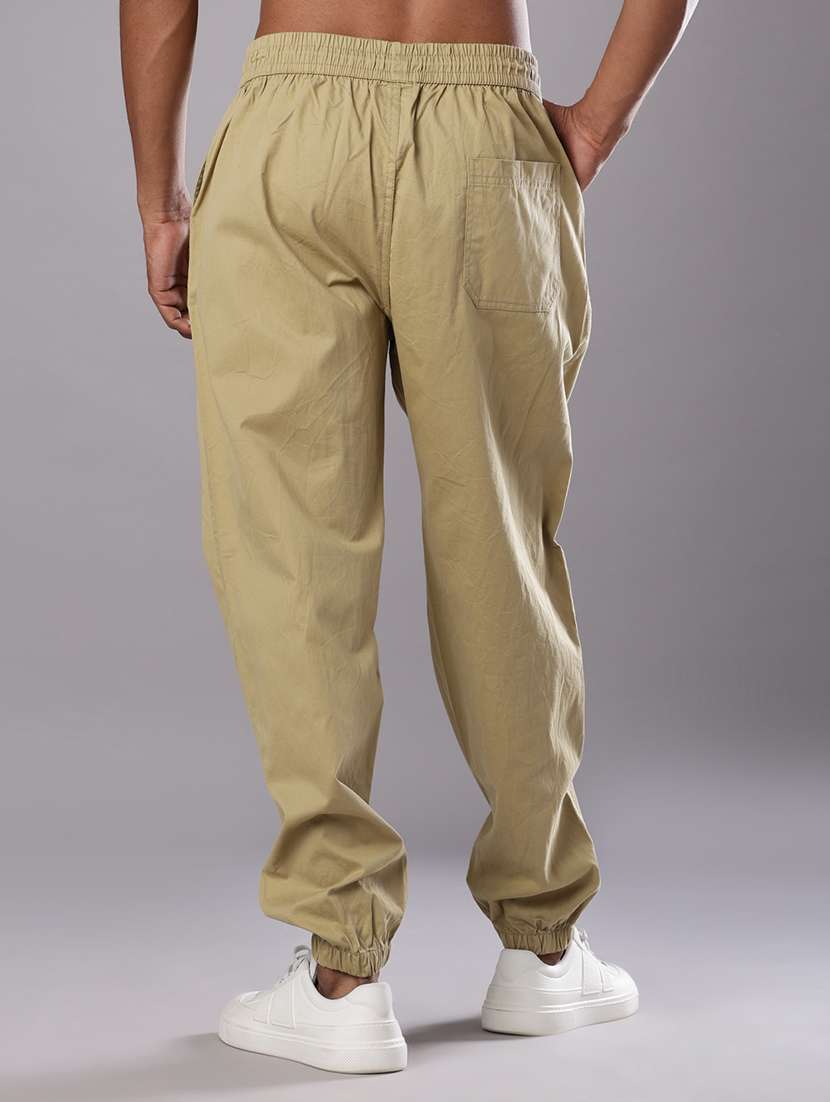 men solid mid rise relaxed fit jogger - 21881483 -  Standard Image - 4