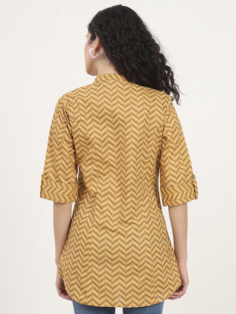 women printed roll-up sleeves kurti - 21881716 - Standard Image - 4