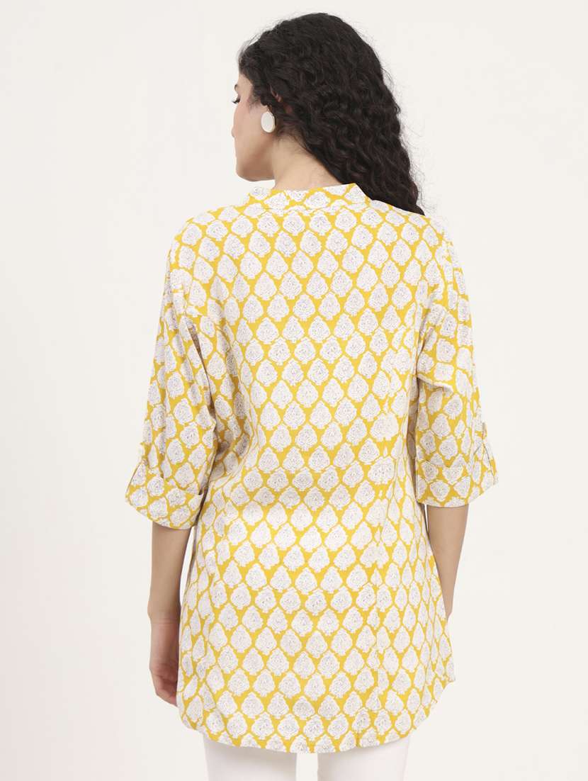 women printed roll-up sleeves kurti - 21881717 - Standard Image - 4