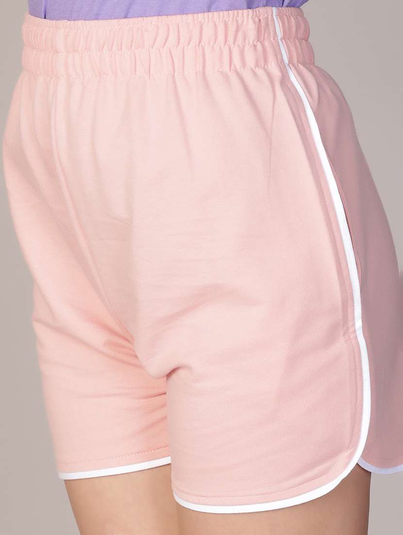 women solid mid rise regular fit shorts - 21881840 -  Standard Image - 4