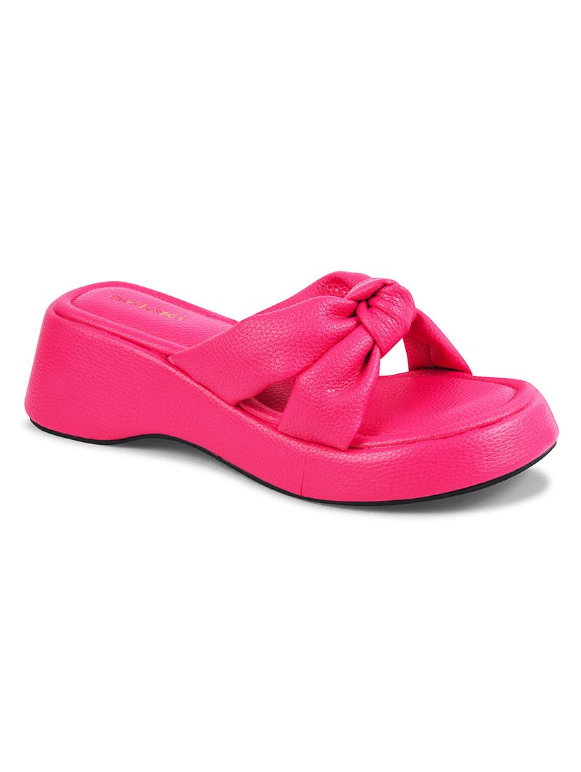 women pink slip on wedge - 21887822 -  Standard Image - 1