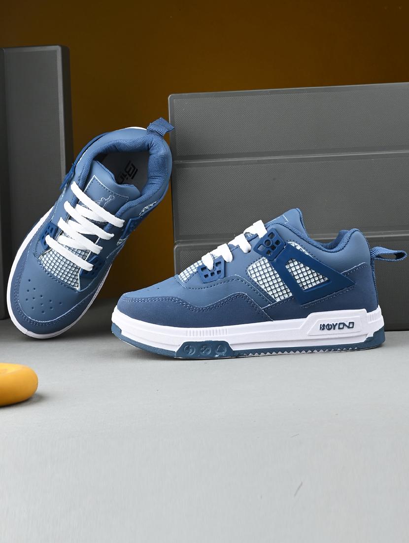 boys blue lace-up sneaker