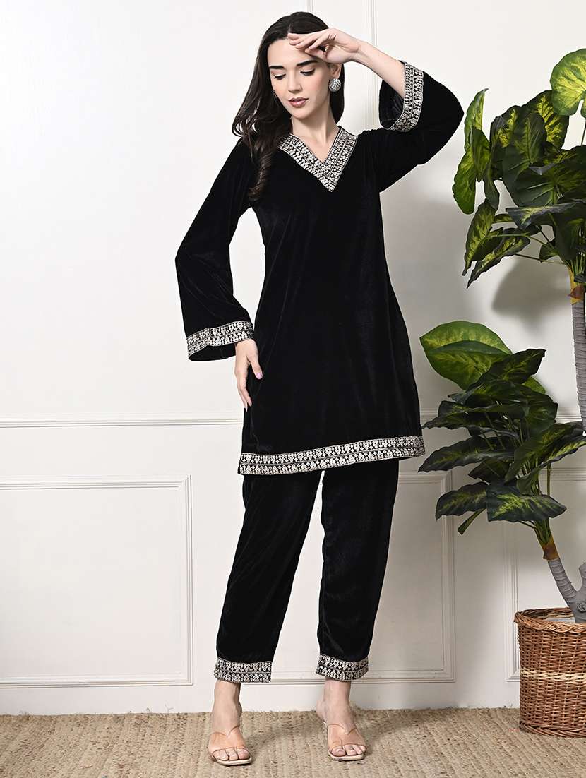 women lace detailed bell sleeves kurta and pant set - 21899122 -  Standard Image - 1