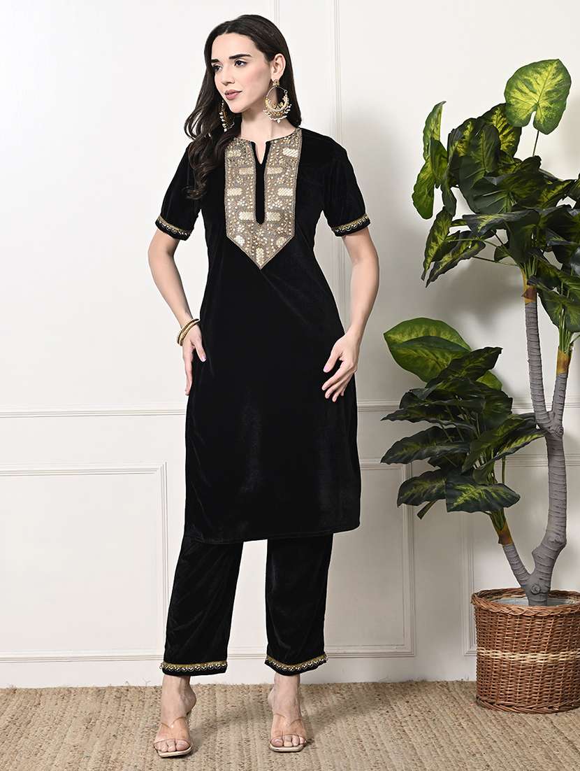 women lace detailed kurta and pant set - 21899124 -  Standard Image - 1