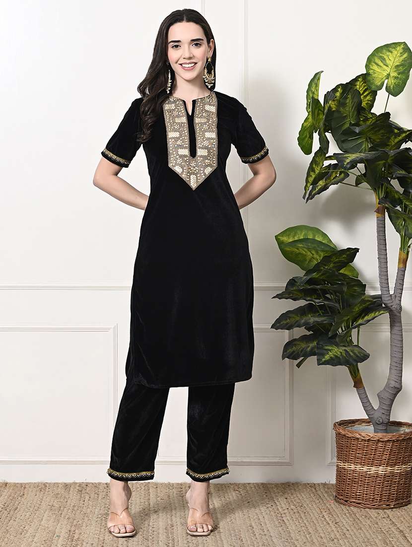 women lace detailed kurta and pant set - 21899124 -  Standard Image - 4