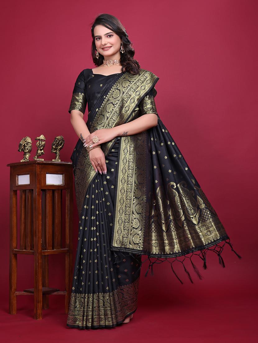 women black banarasi saree with blouse - 21899286 - Standard Image - 4