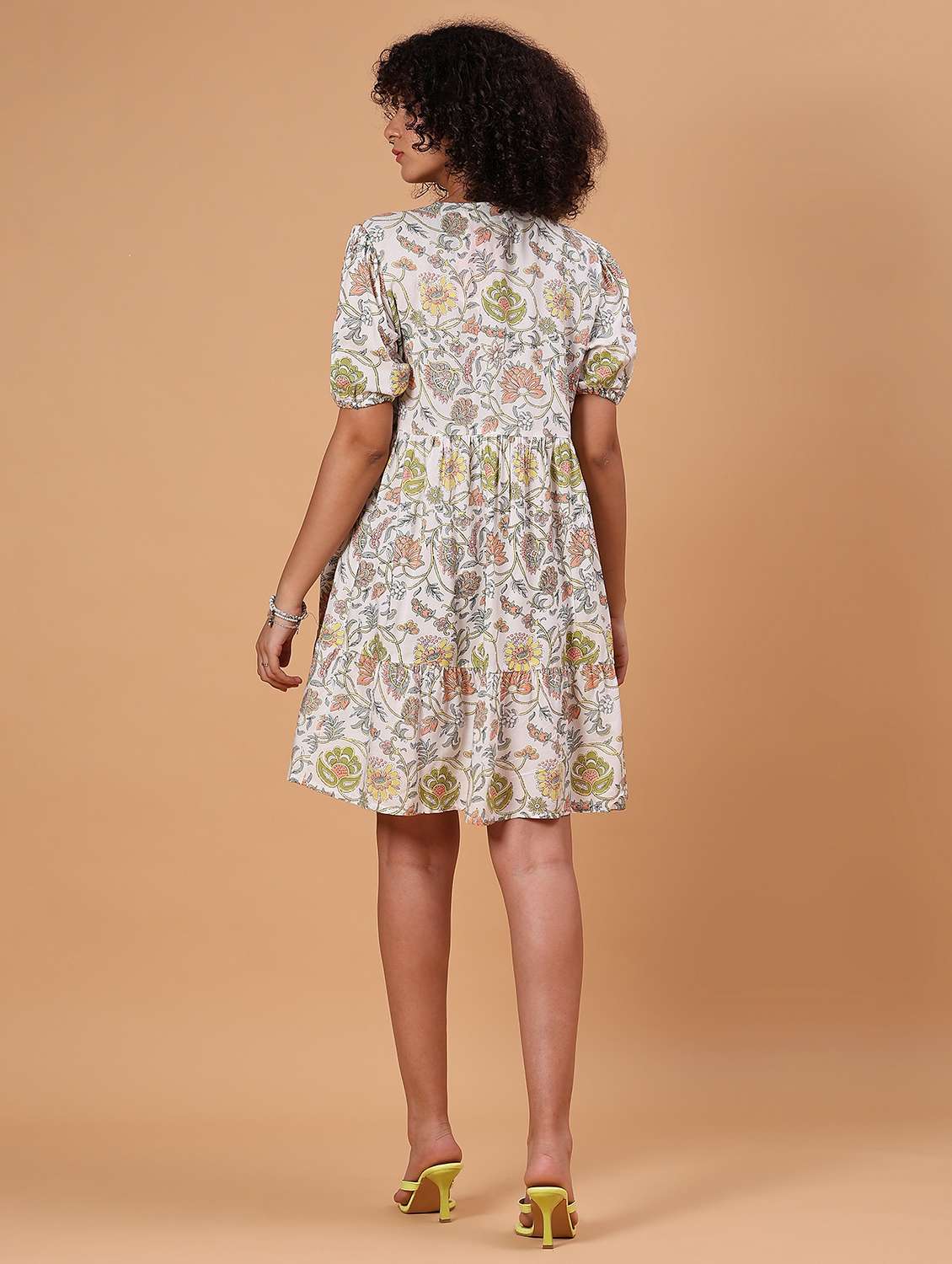 women off white floral short sleeve tiered dress - 21900873 -  Standard Image - 4