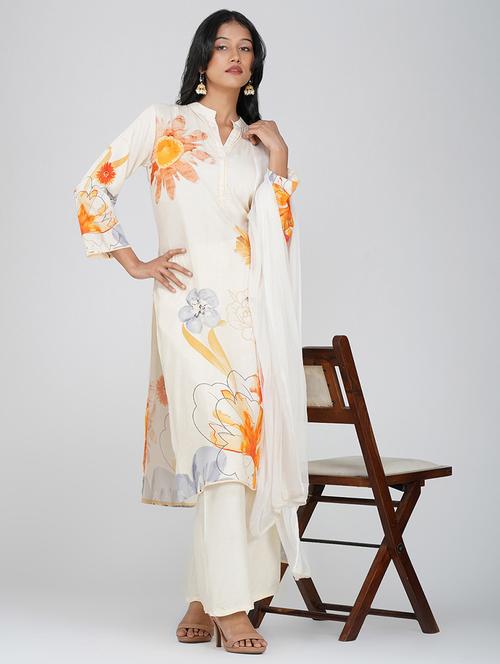 women three quarter sleeve kurta palazzo with dupatta set - 21901364 - Standard Image - 0