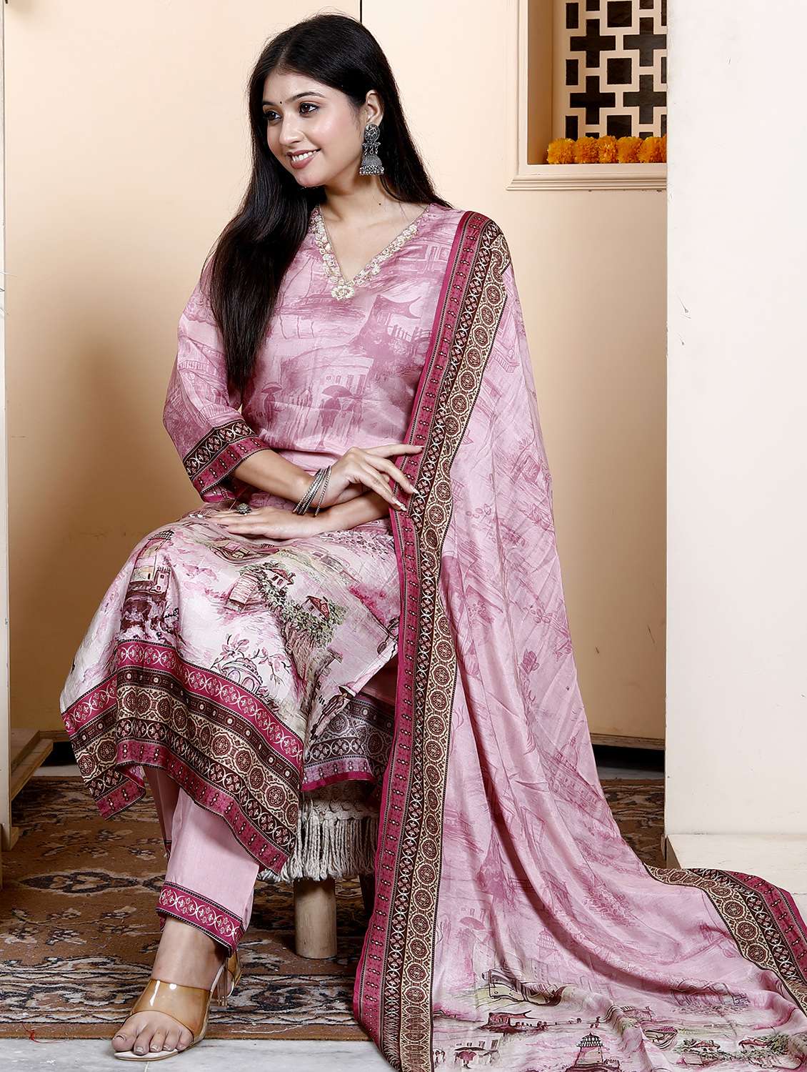 women three quarter sleeve kurta pant with dupatta set - 21901610 -  Standard Image - 4