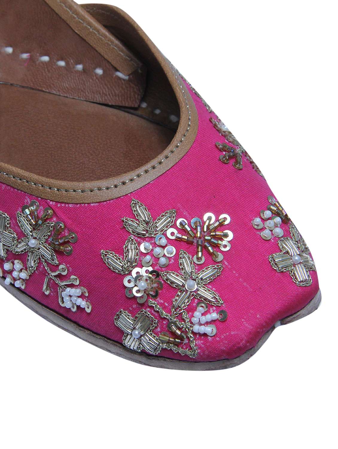 women handmade embroidered punjabi jutti - 21904328 - Standard Image - 4