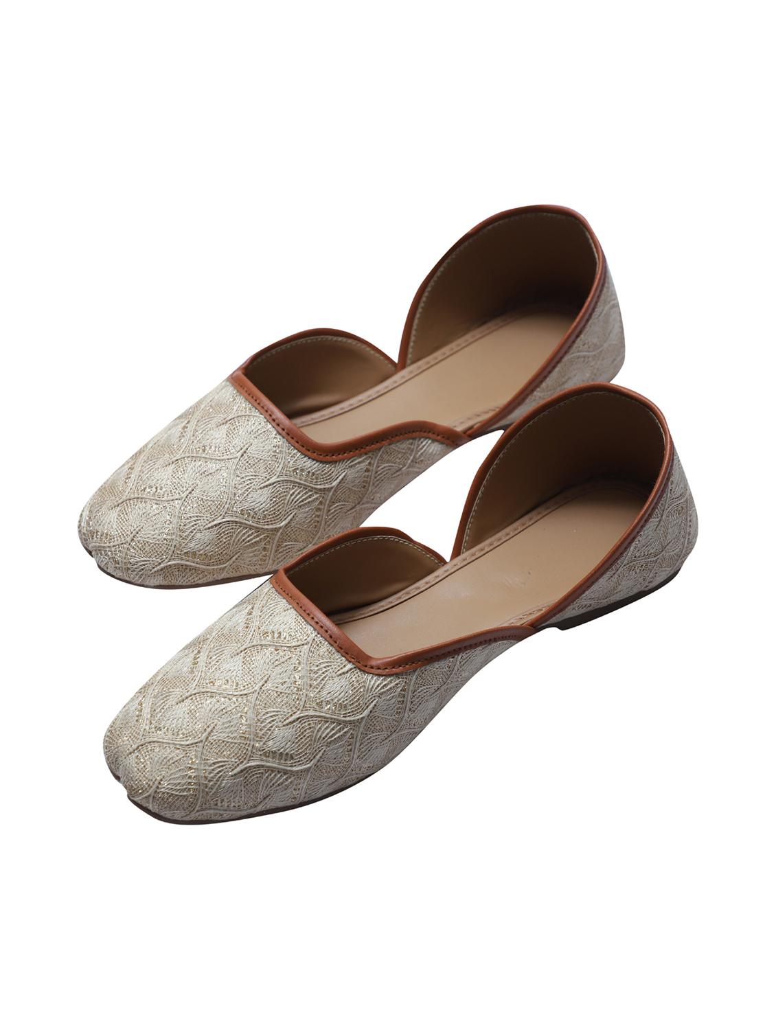 women handmade textured fabric jutti - 21904368 - Zoom Image - 0