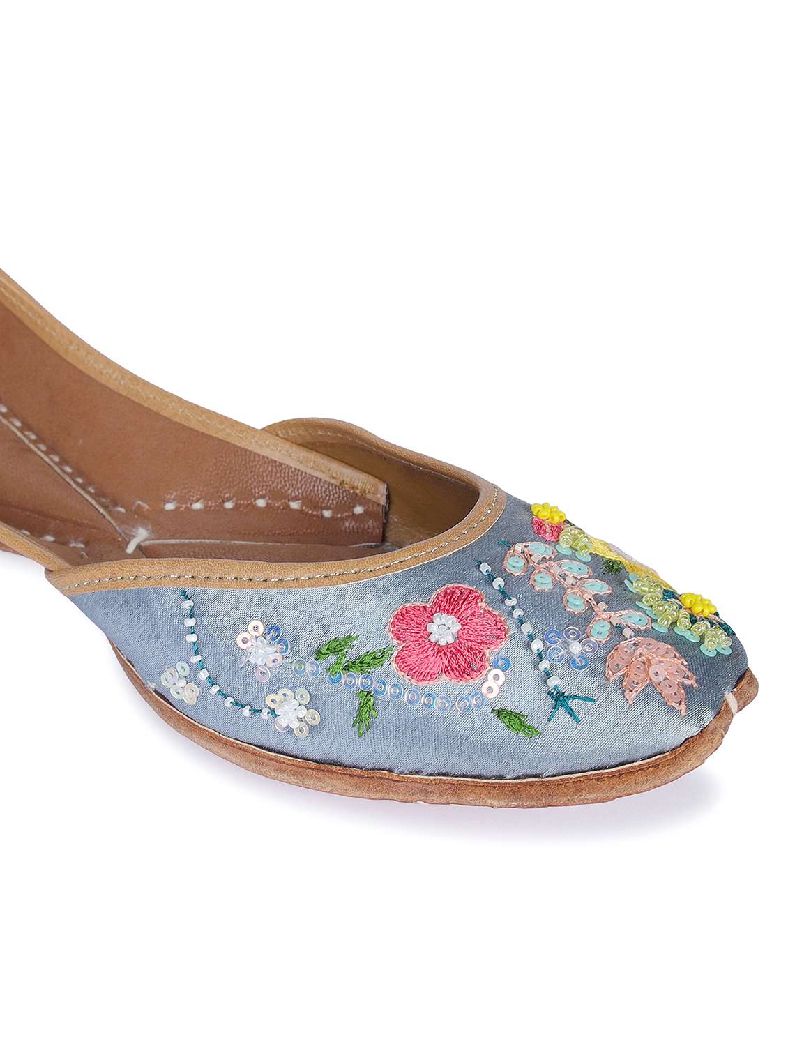 women handmade embroidered punjabi jutti - 21904379 -  Standard Image - 4