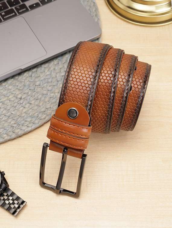 men tan textured belt