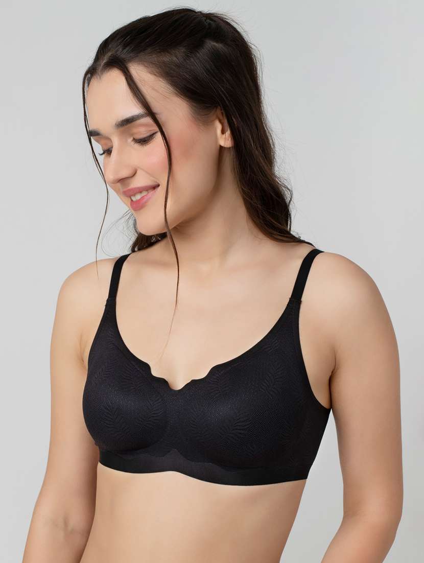 women solid lightly padded t-shirt bra