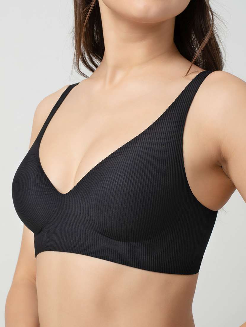 women solid lightly padded plunge bra - 21904846 -  Standard Image - 4