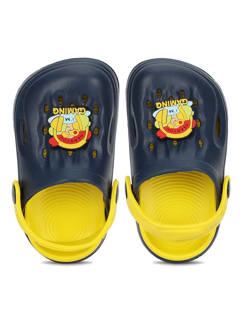 kids navy blue solid clog - 21904868 -  Standard Image - 4