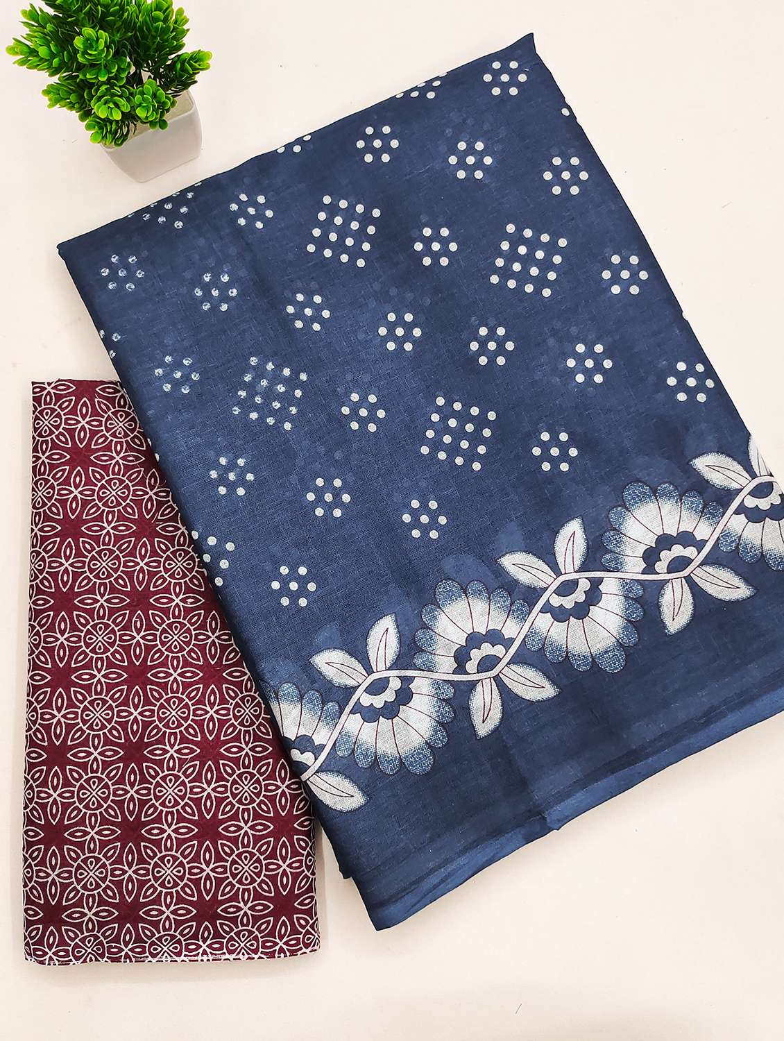 women blue printed saree with blouse - 21905325 -  Standard Image - 4