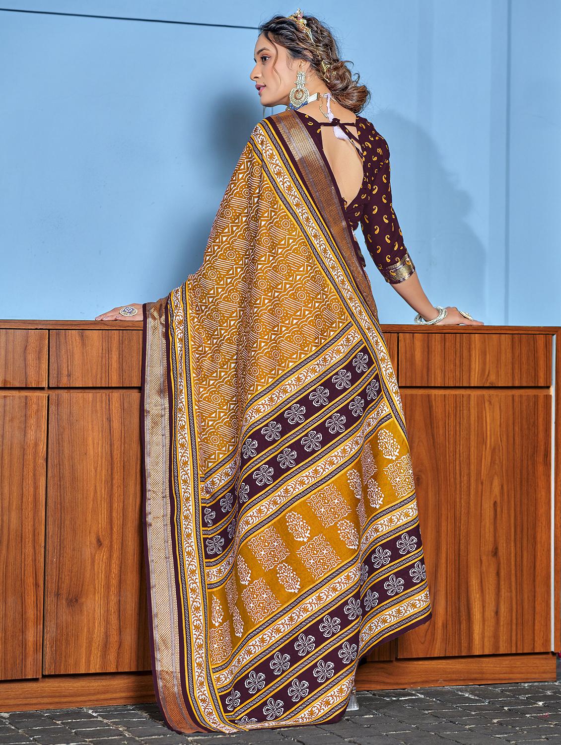 women printed casual wear saree with blouse - 21905355 - Standard Image - 1