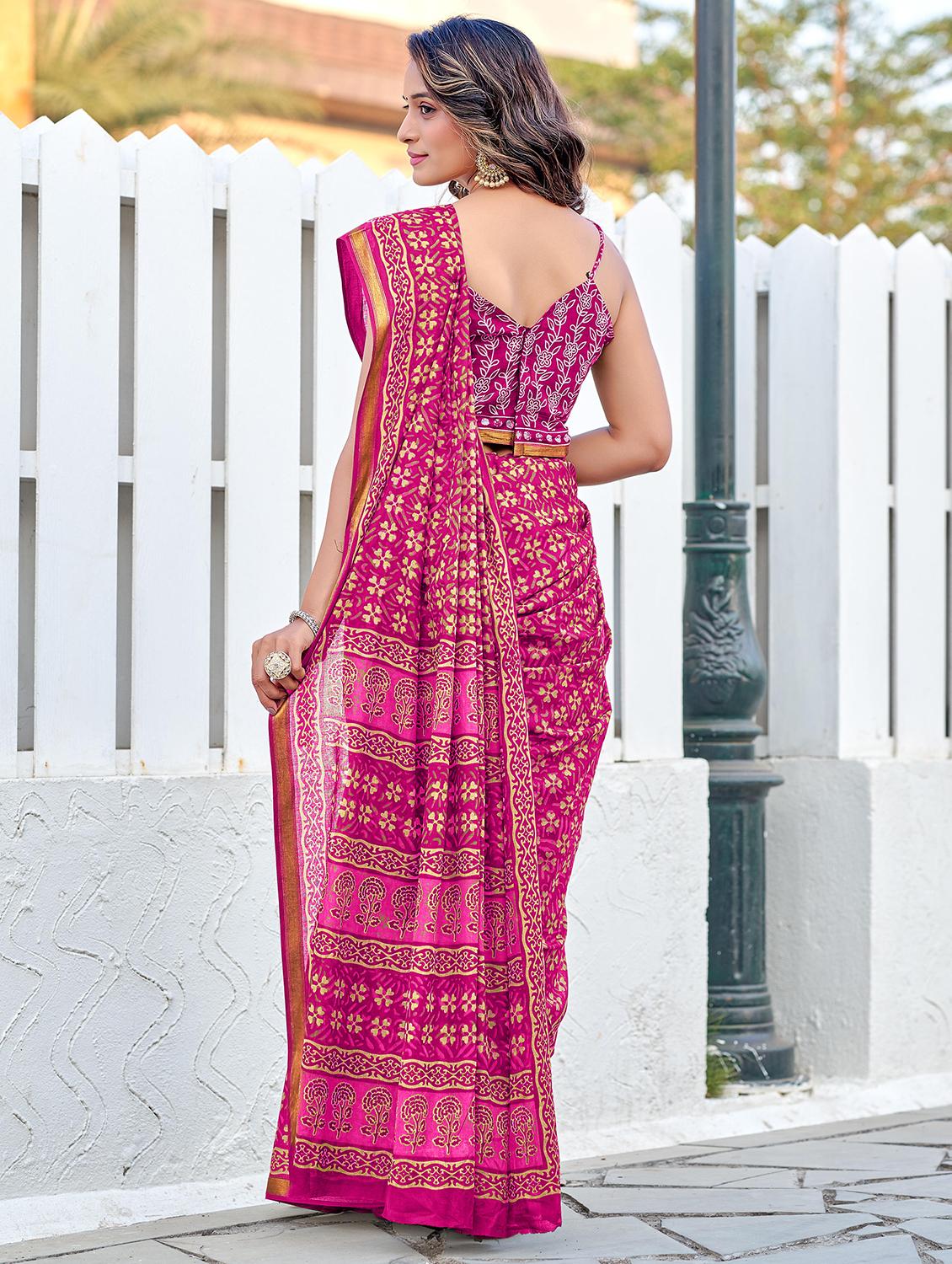 women printed casual wear saree with blouse - 21905373 - Standard Image - 1