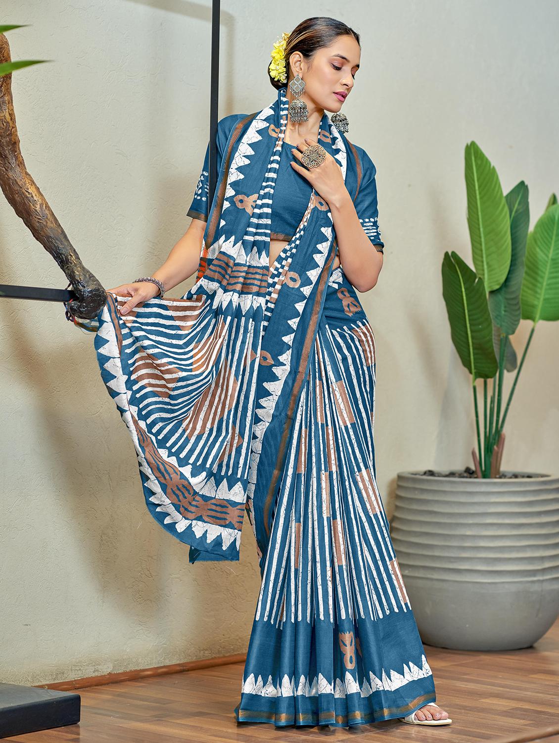 women printed casual wear saree with blouse - 21905383 - Zoom Image - 0